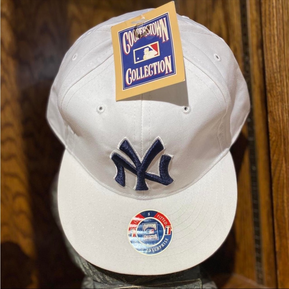Vintage New York Yankees cooperstown collection fitted hat by Twins enterprise